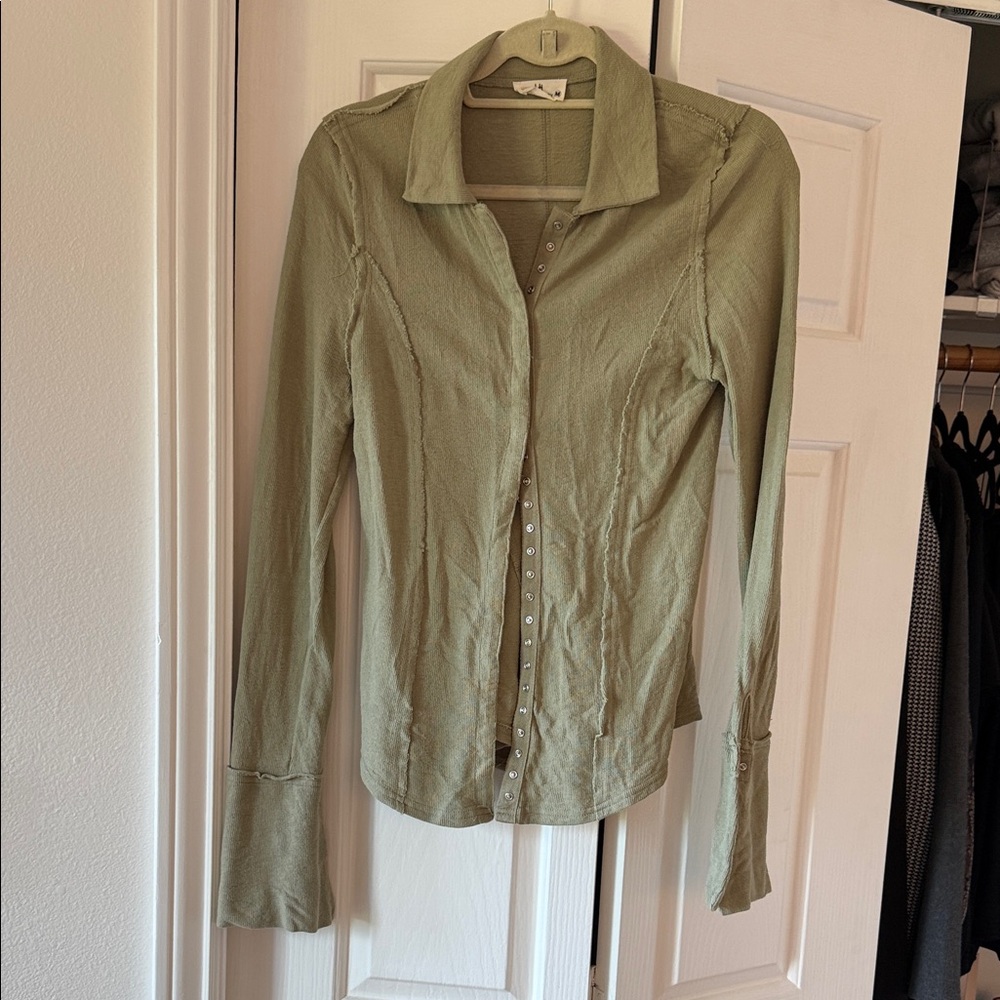 Chic Olive Button-Down Women's Shirt